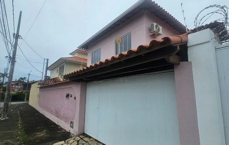 Casa � Venda no bairro Piratininga - Niter�i - RJ