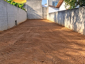 T�nel Cafub� terreno plano pronto para construir